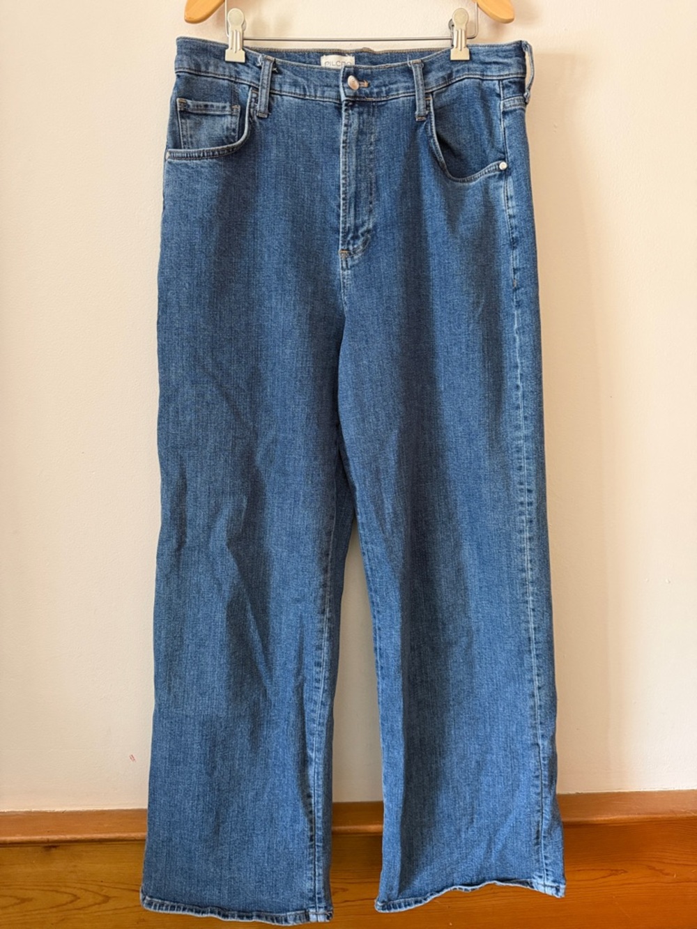 Pilcro High Rise Wide Leg Medium Blue Wash Jeans Size 31